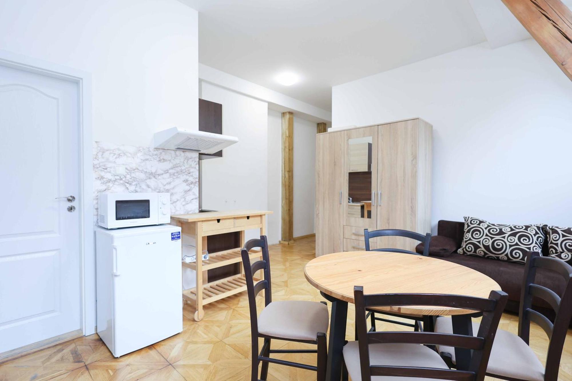 Beethoven Apartments Братислава Экстерьер фото